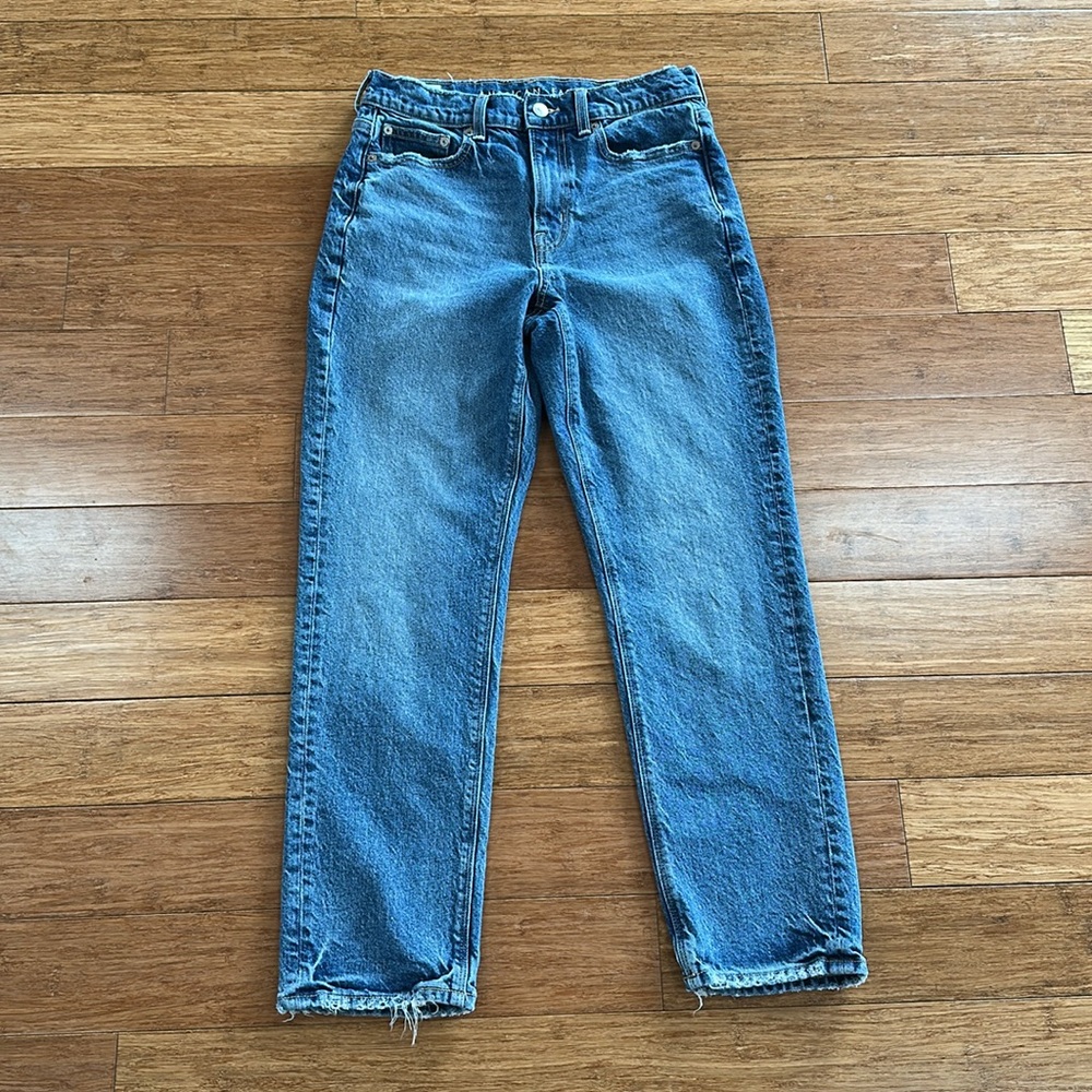 American Eagle Super High Rise Jeans 4 short